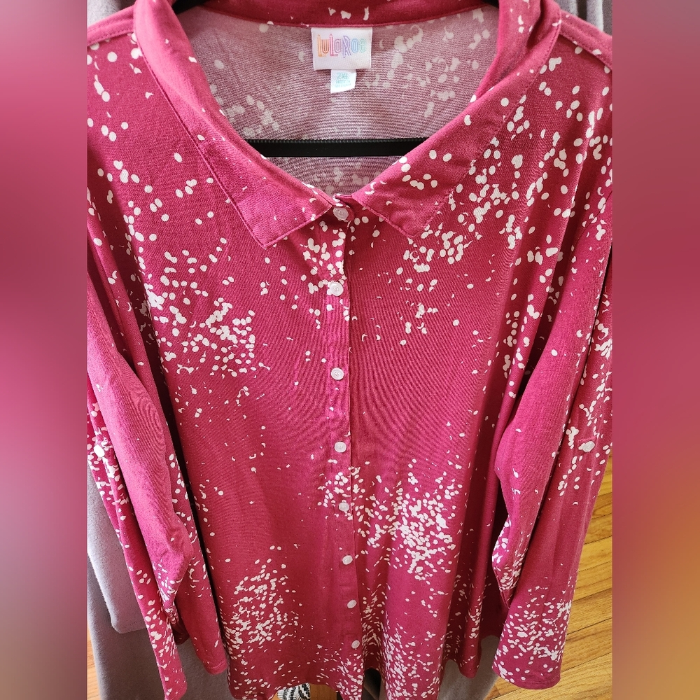 Lularoe 2xl, EUC, Valentina Button Up, Pink Red White
